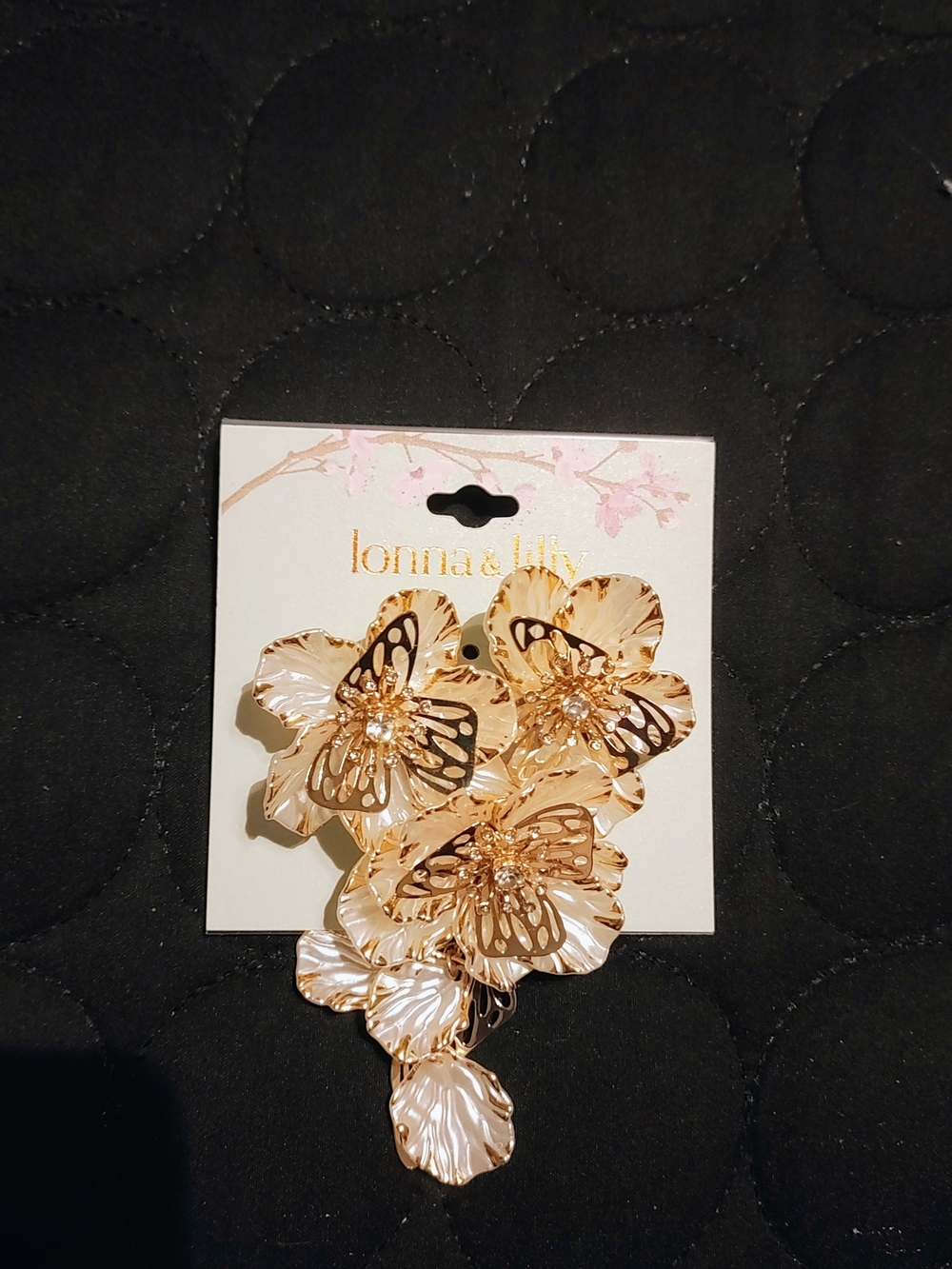 lonna & lilly Gold Floral Butterfly Brooch Cluster